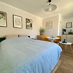 Pour Deux Avec Terrasse Aux Portes De La Camargue Appartement *
