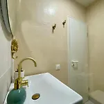 Pour Deux Avec Terrasse Aux Portes De La Camargue *