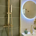 Appartement Pour Deux Avec Terrasse Aux Portes De La Camargue Aigues-Mortes