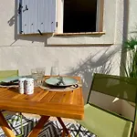 Appartement Pour Deux Avec Terrasse Aux Portes De La Camargue