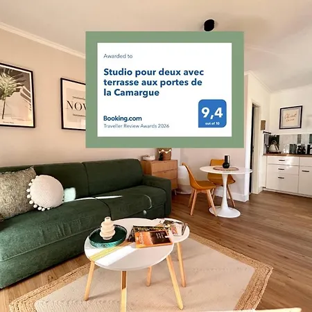 Pour Deux Avec Terrasse Aux Portes De La Camargue * Aigues-Mortes