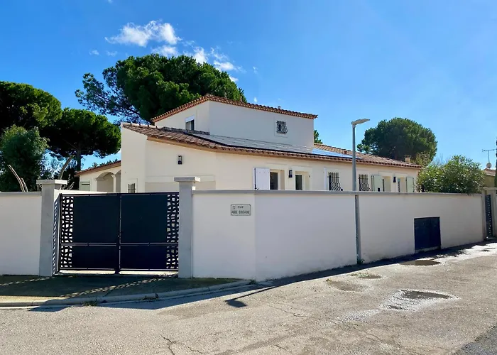 Pour Deux Avec Terrasse Aux Portes De La Camargue