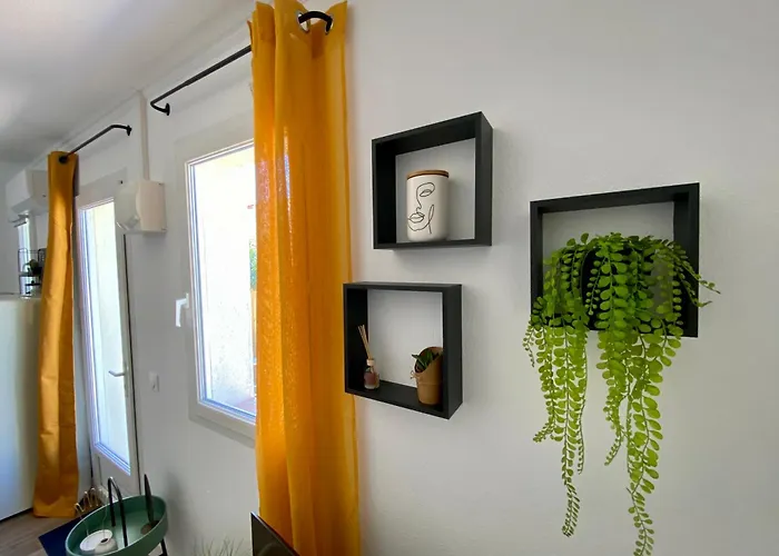 Pour Deux Avec Terrasse Aux Portes De La Camargue * Aigues-Mortes